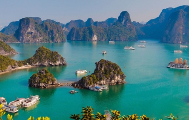 TOUR THAM QUAN VỊNH HẠ LONG - KÌ QUAN THIÊN NHIÊN CỦA THẾ GIỚI (2N1Đ)